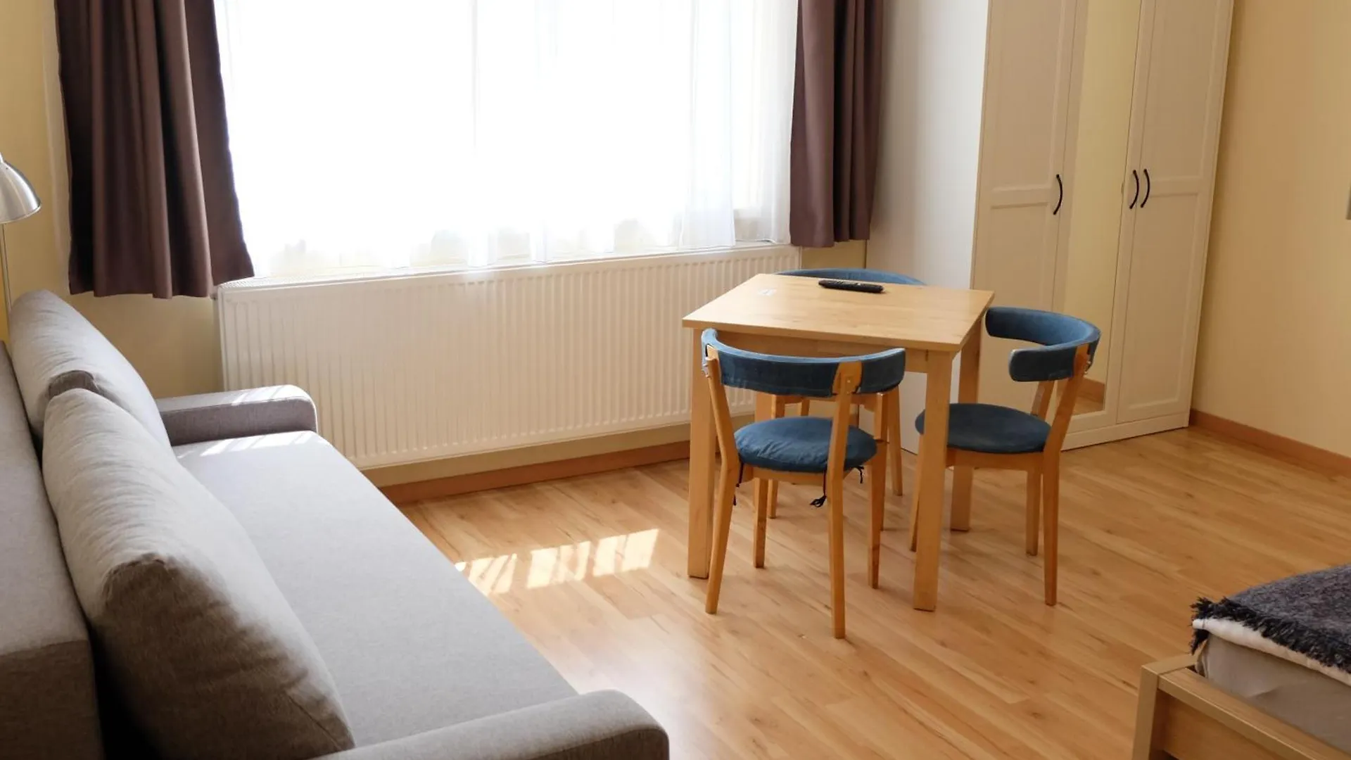 Petofi Vendeghaz Hotel Eger