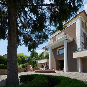 4* Hotel Erla Boutique