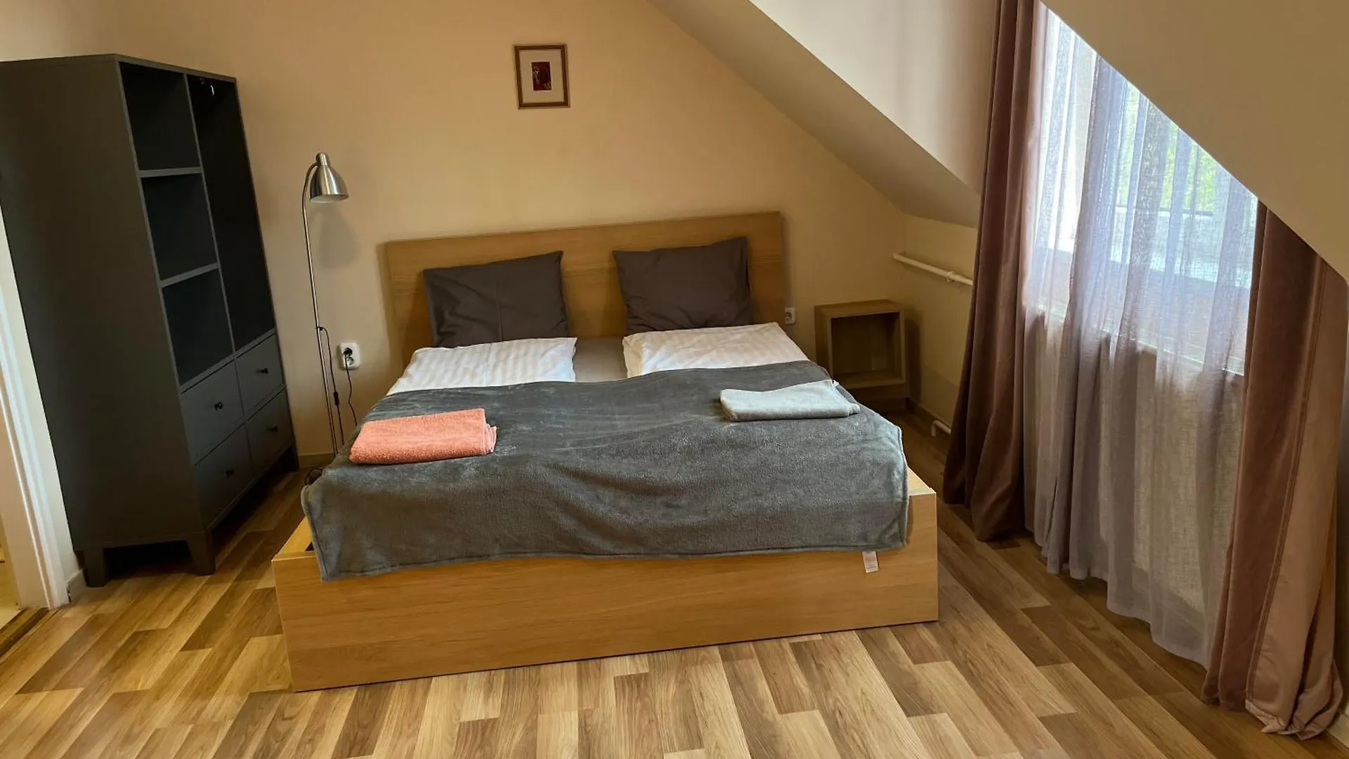 Petofi Vendeghaz Hotel Eger Gasthuis